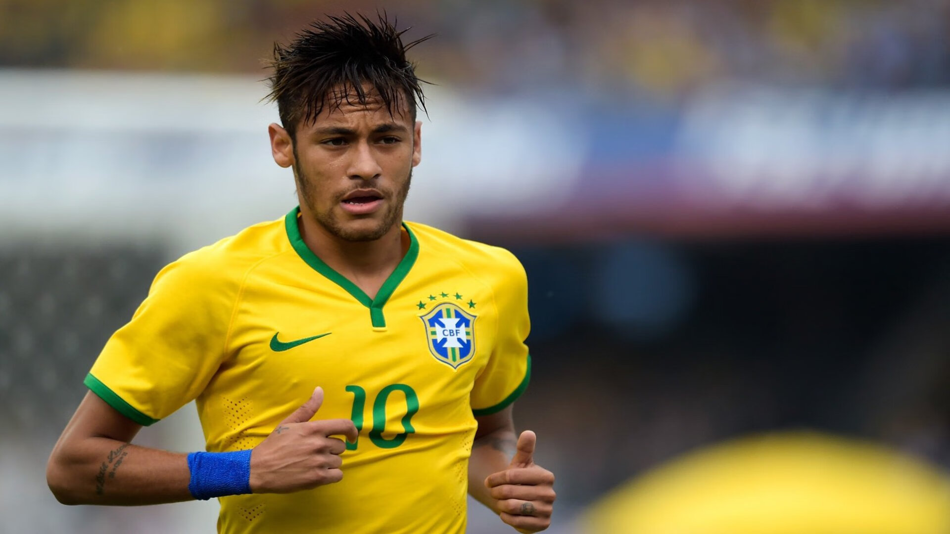 克洛普带领利物浦奋勇争先，梦想欧冠荣耀