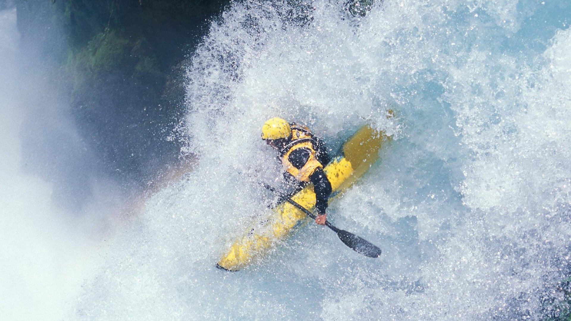 篮球让青春更具温度与力量，篮球的青春